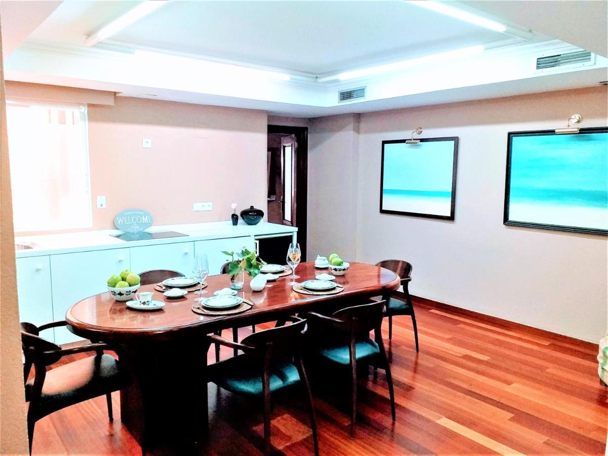 Large Apartment With Large And Sunny Terrace - Garden & Outdoor Gym , Alicante Center المظهر الخارجي الصورة