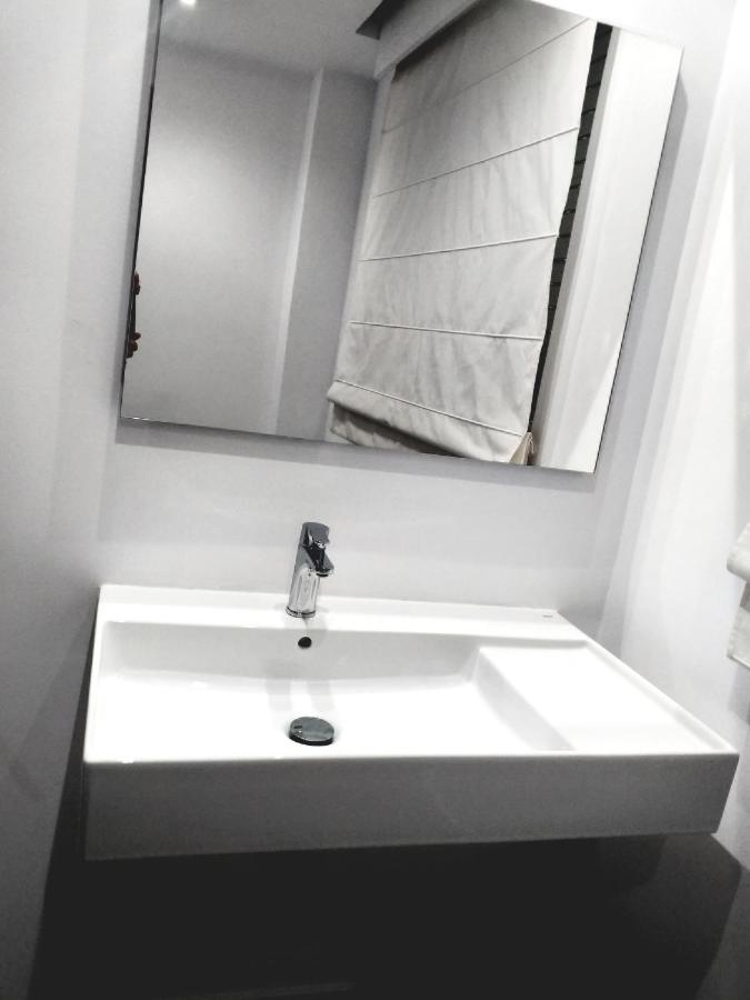 Large Apartment With Large And Sunny Terrace - Garden & Outdoor Gym , Alicante Center المظهر الخارجي الصورة