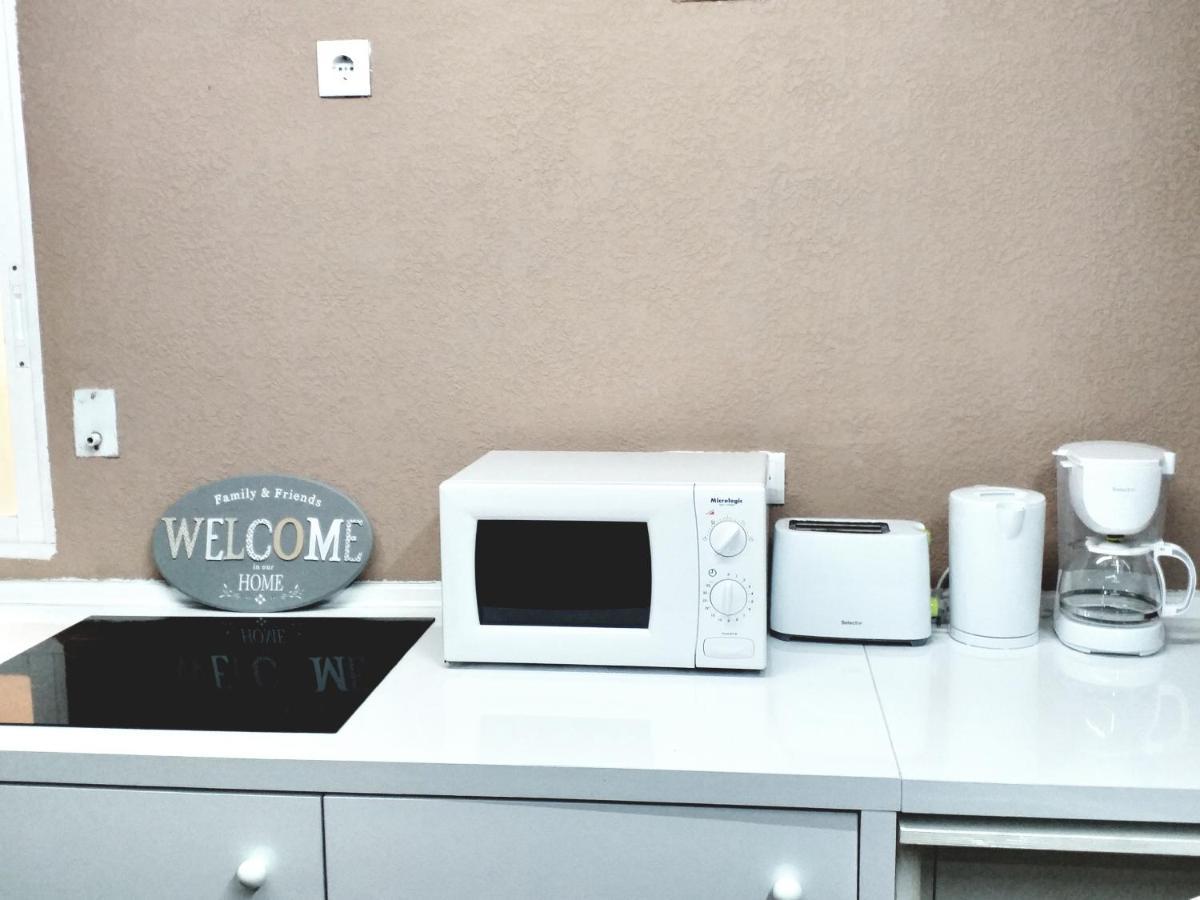 Large Apartment With Large And Sunny Terrace - Garden & Outdoor Gym , Alicante Center المظهر الخارجي الصورة