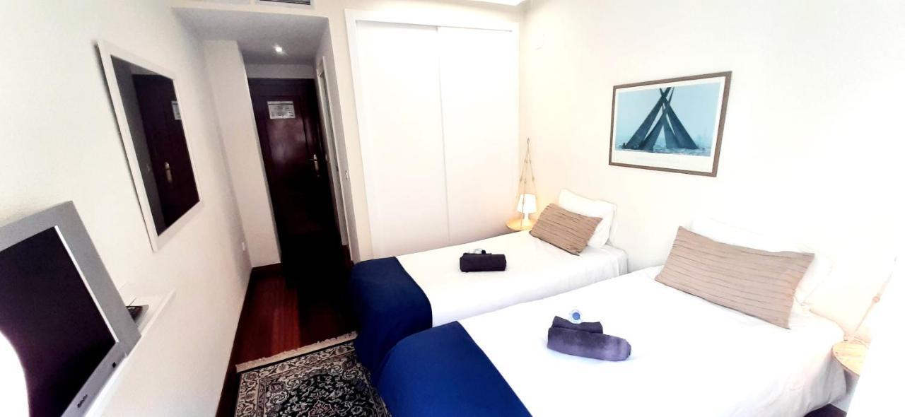 Large Apartment With Large And Sunny Terrace - Garden & Outdoor Gym , Alicante Center المظهر الخارجي الصورة