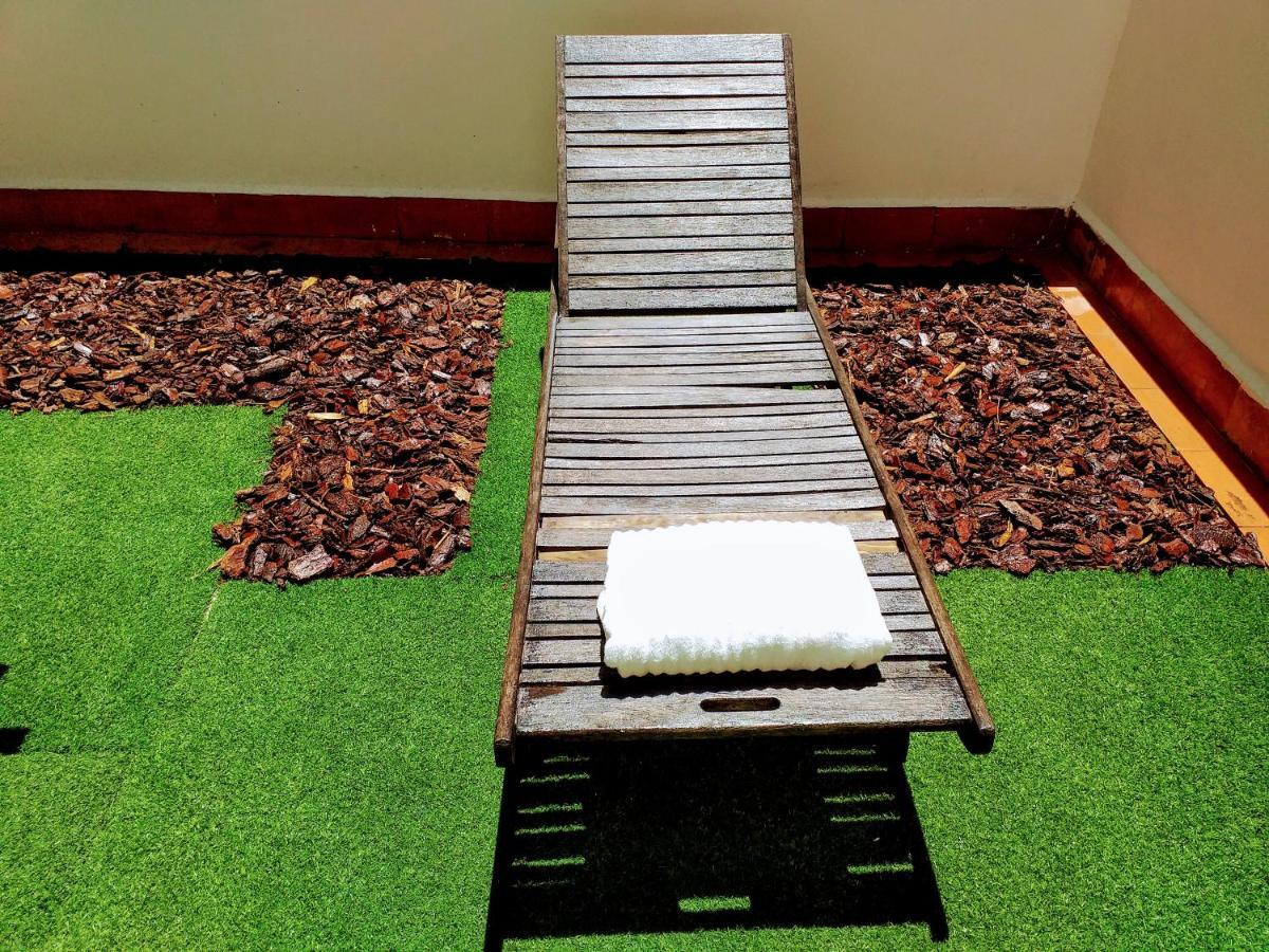 Large Apartment With Large And Sunny Terrace - Garden & Outdoor Gym , Alicante Center المظهر الخارجي الصورة